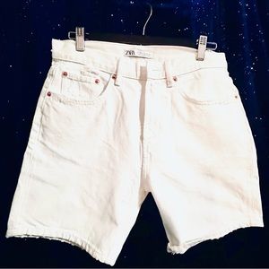 White skate shorts from Zara